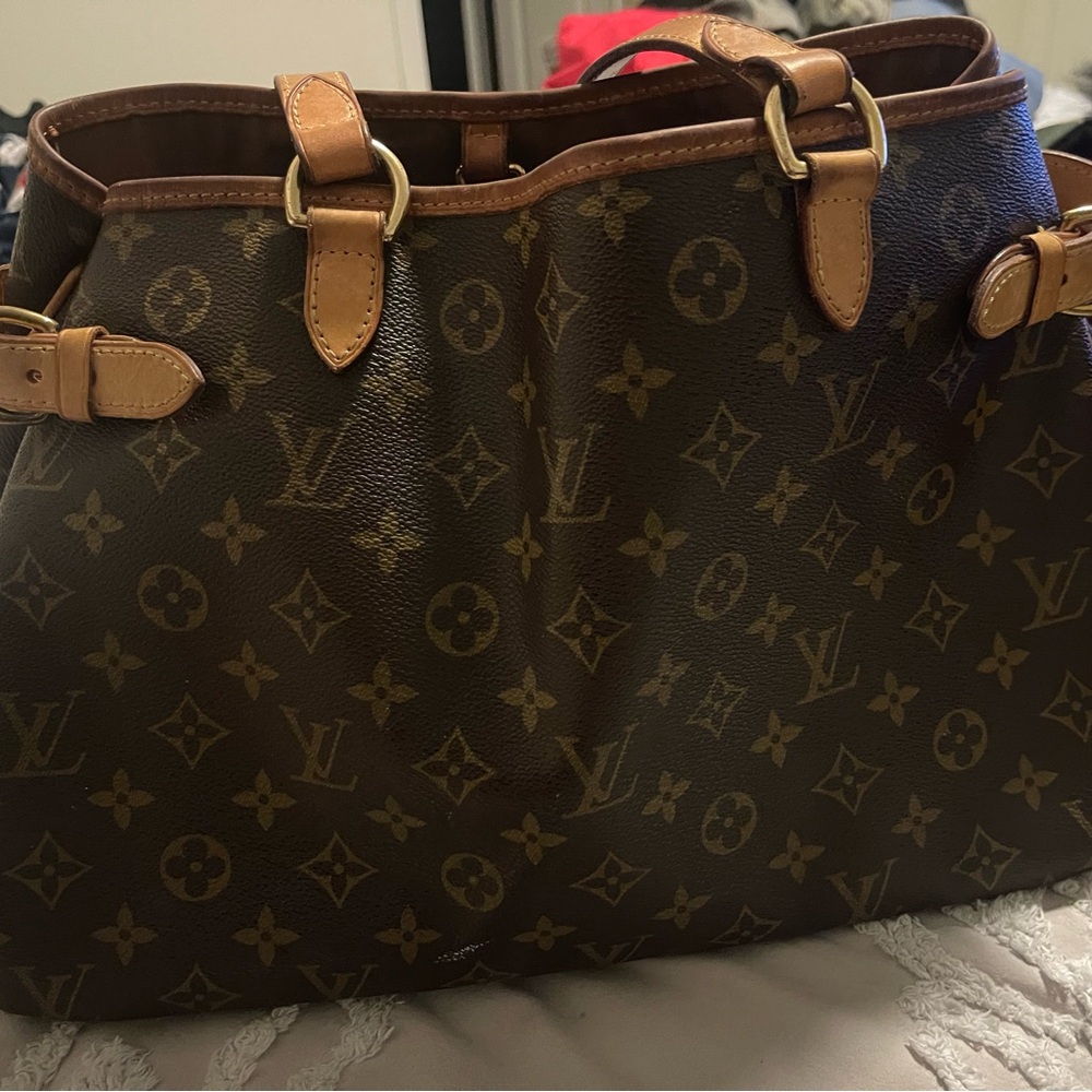 Authentic Louis Vuitton shoulder bag
Batignolles Horizontal